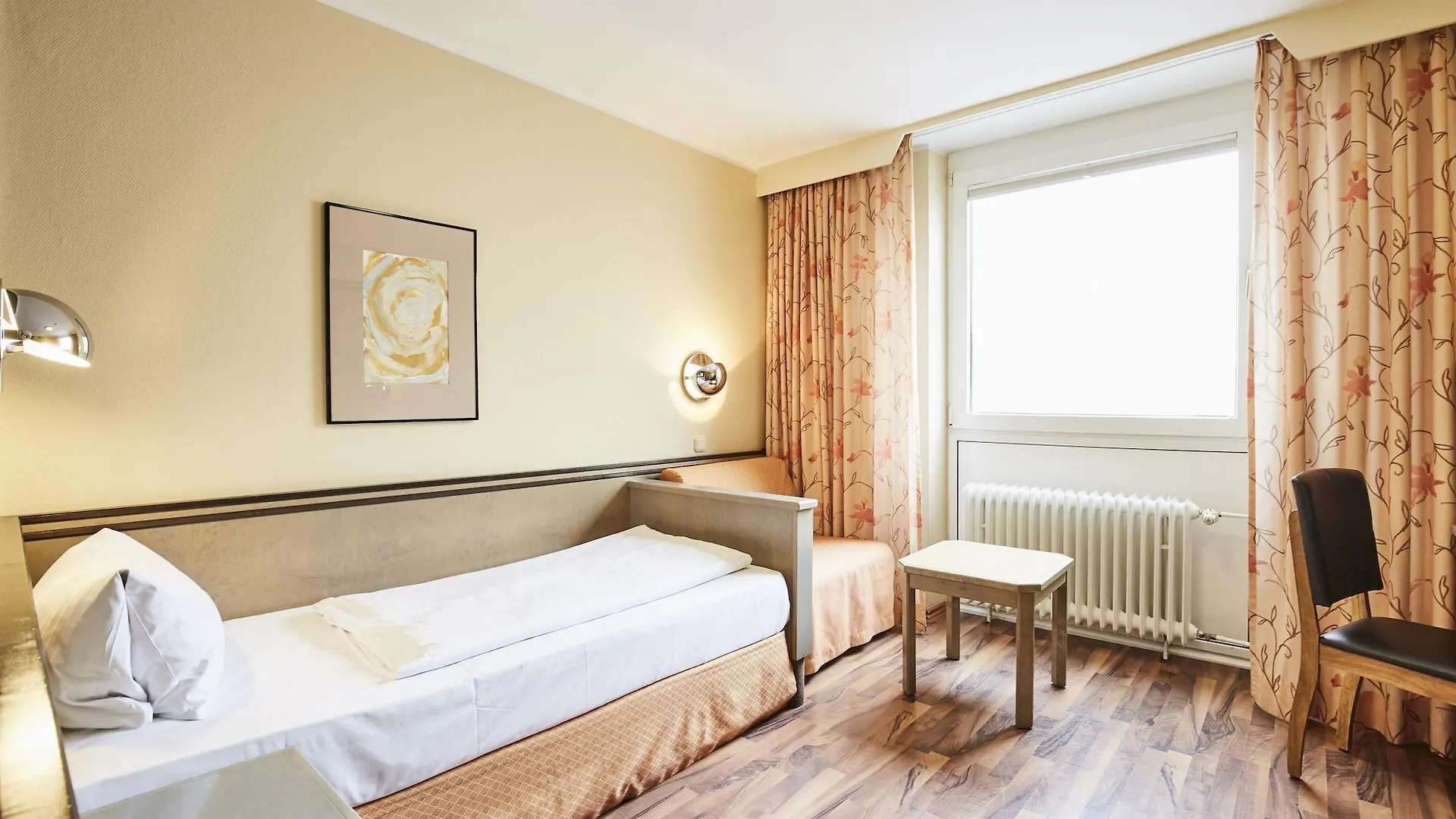 Hotel Imperial München 3*,