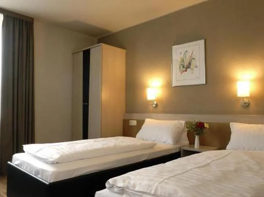 Hotel Imperial Munich 3*,  Germany