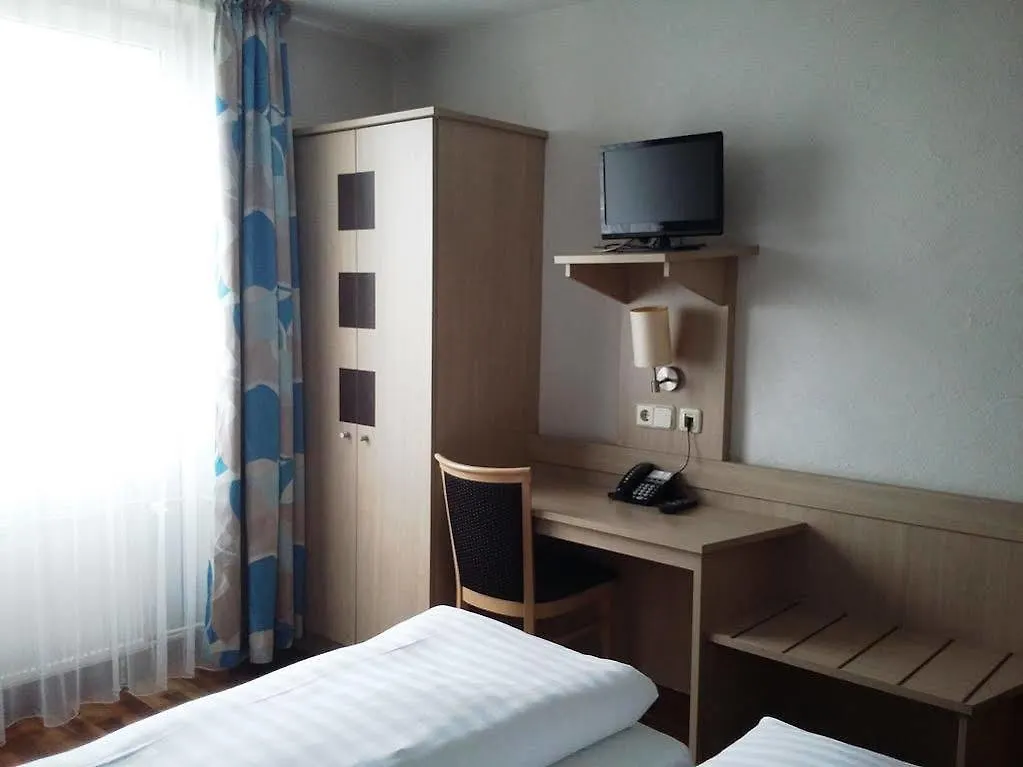 Hotel Imperial Munich 3*,